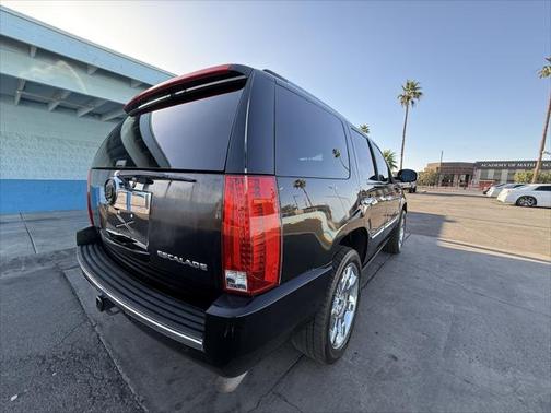2008 Cadillac Escalade Base