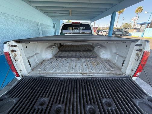 White 2005 Dodge Ram 3500 Laramie
