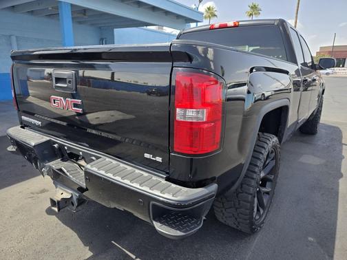 Onyx Black 2016 GMC Sierra 1500 SLE