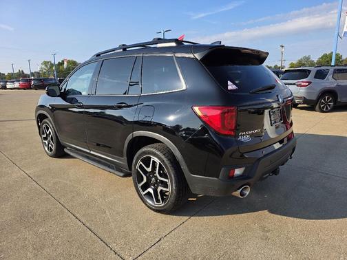 2023 Honda Passport AWD Elite