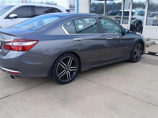 2017 Honda Accord Sport SE