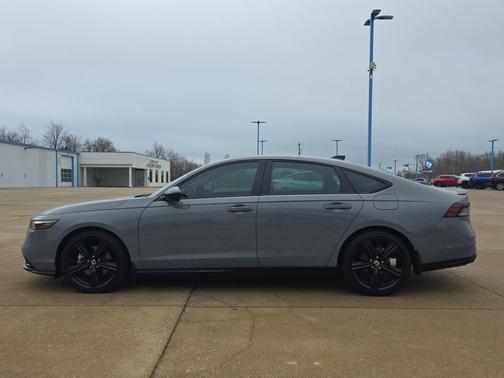 2023 Honda Accord Hybrid Sport-L