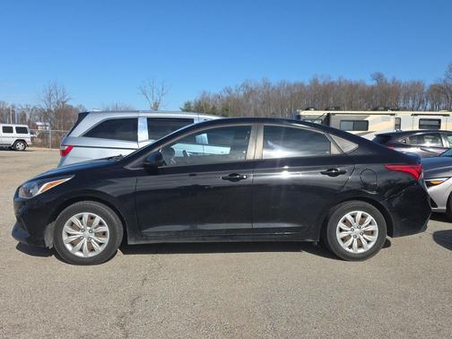 2019 Hyundai Accent SE