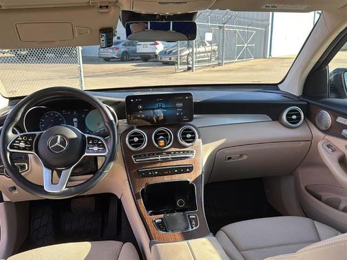 2021 Mercedes-Benz GLC 300 4MATIC
