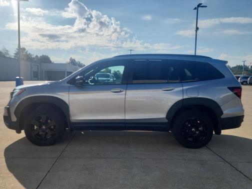 2022 Honda Pilot AWD TrailSport