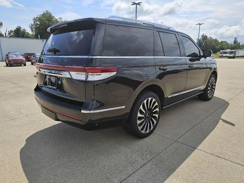 2023 Lincoln Navigator Black Label