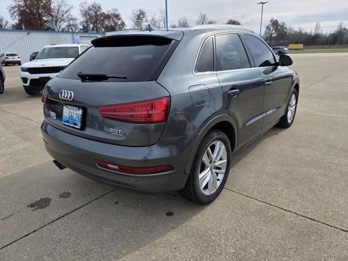 2018 Audi Q3 2.0T Premium Plus