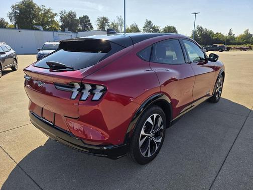 2022 Ford Mustang Mach-E Premium
