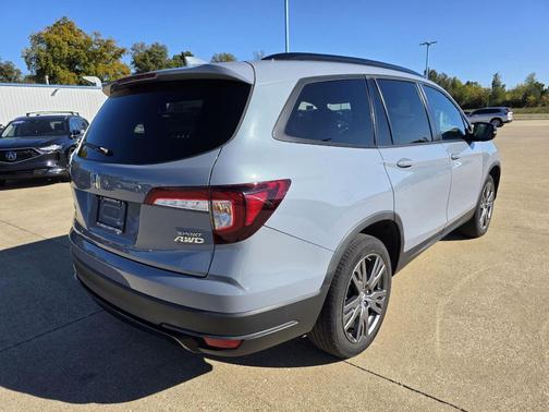 2022 Honda Pilot AWD Sport