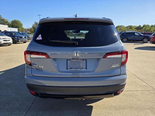 2022 Honda Pilot AWD Sport