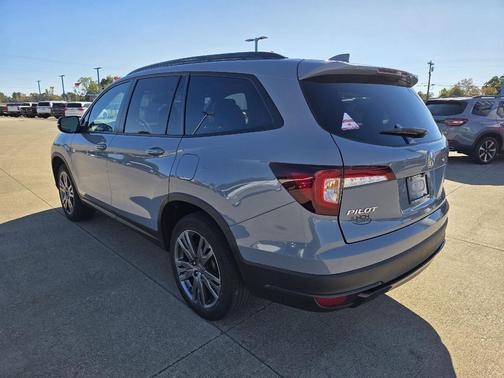 2022 Honda Pilot AWD Sport