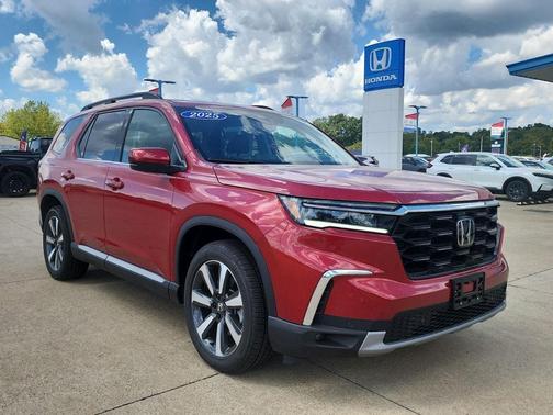 2025 Honda Pilot Touring 8-Passenger