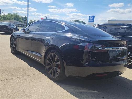 2020 Tesla Model S Performance