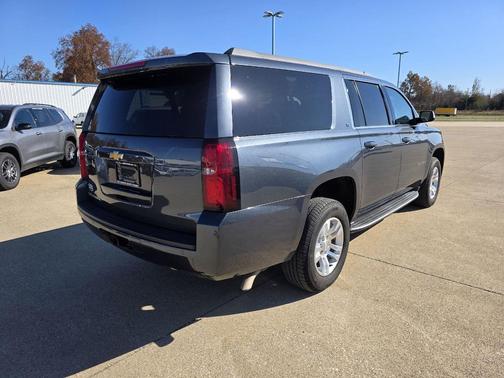 2020 Chevrolet Suburban LT