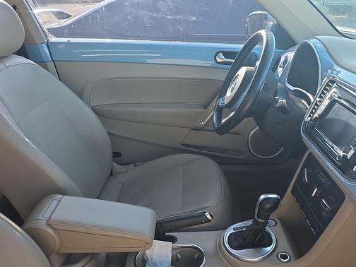 2015 Volkswagen Beetle 1.8T