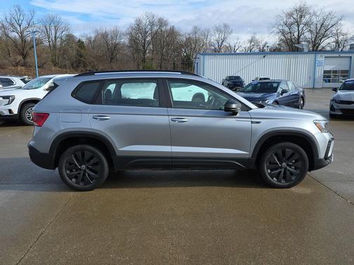 2024 Volkswagen Taos 1.5T S