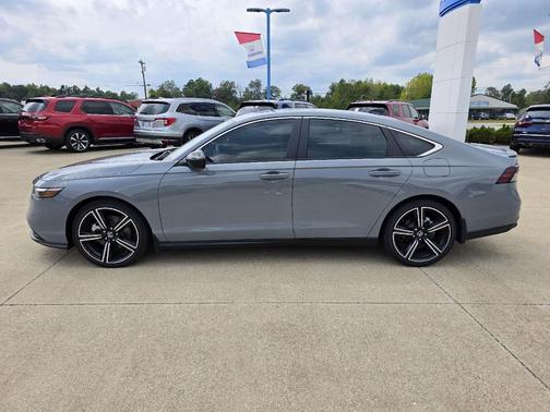 2025 Honda Accord Hybrid Base