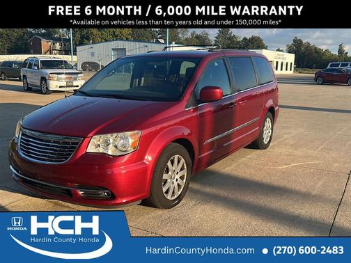 2016 Chrysler Town & Country Touring