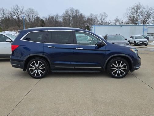 2020 Honda Pilot Touring 8-Passenger