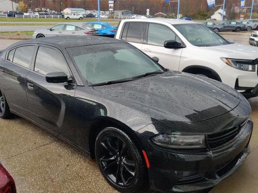 2017 Dodge Charger SE