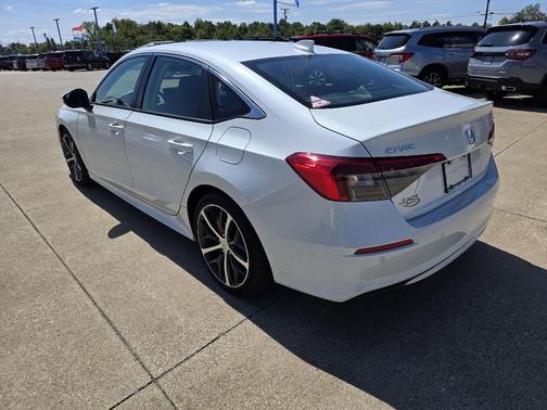 2022 Honda Civic Touring