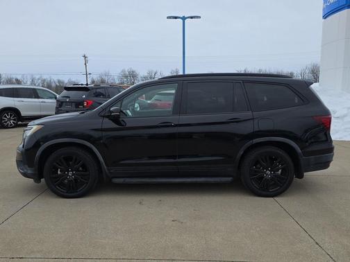 2020 Honda Pilot AWD Black Edition