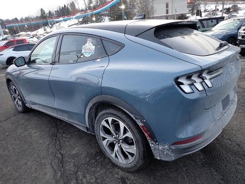 2024 Ford Mustang Mach-E SELECT