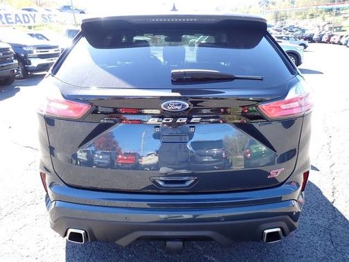 2024 Ford Edge ST