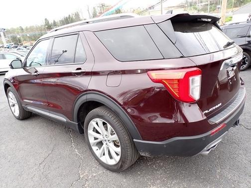2023 Ford Explorer PLATINUM