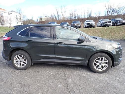 FORGED GREEN 2023 Ford Edge SEL