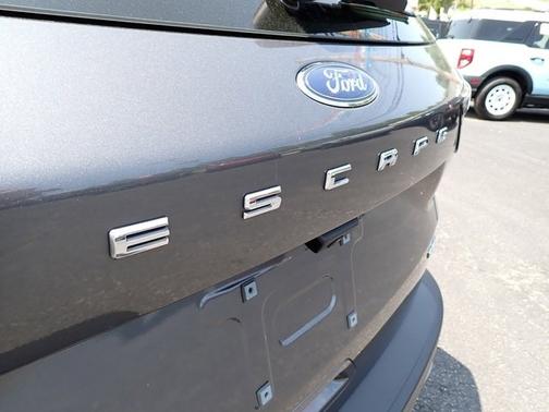 2022 Ford Escape S