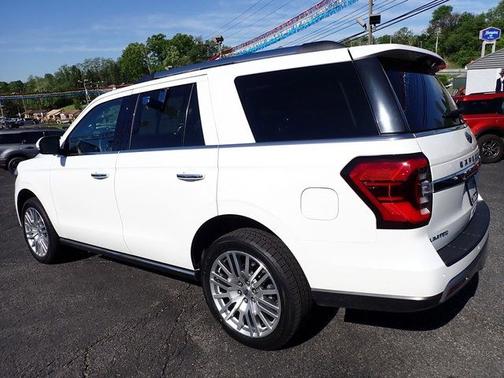 STAR WHITE MET TRI-COAT 2024 Ford Expedition LIMITED