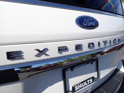 STAR WHITE MET TRI-COAT 2024 Ford Expedition LIMITED