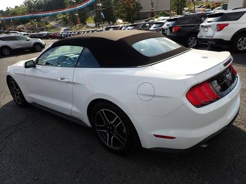 2022 Ford Mustang ECOBOOST PREMIUM