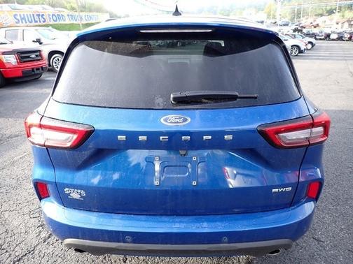 2023 Ford Escape ST-LINE SELECT