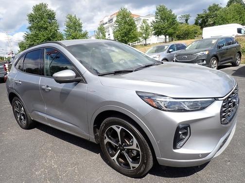 2023 Ford Escape ST-LINE ELITE