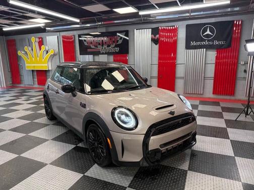 2023 MINI Hardtop Cooper
