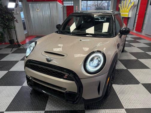 2023 MINI Hardtop Cooper