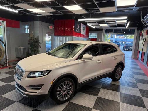 2019 Lincoln MKC Standard