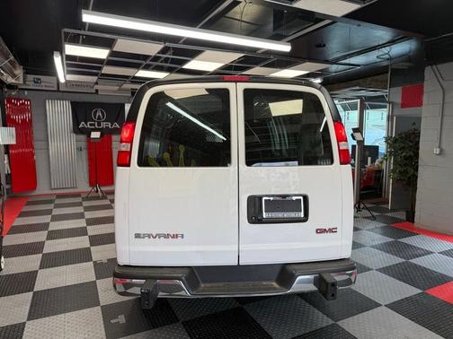 2024 GMC Savana 2500 Work Van