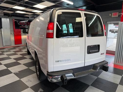 2024 GMC Savana 2500 Work Van