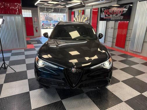 2023 Alfa Romeo Stelvio Veloce