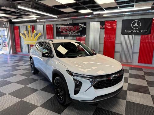 2024 Chevrolet Trax LT