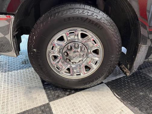 2016 Nissan NV Passenger NV3500 HD SL V8