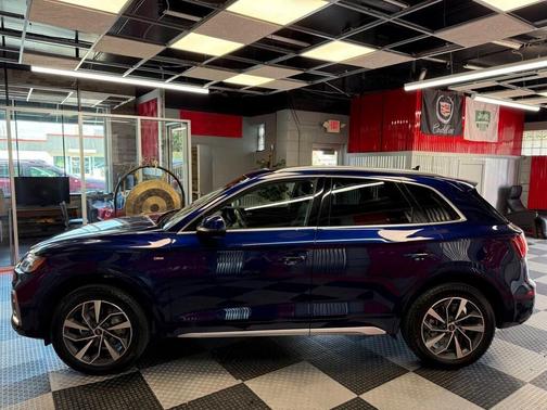 2024 Audi Q5 45 S line quattro Premium