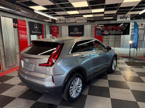 2024 Cadillac XT4 Luxury