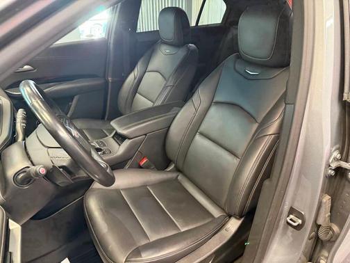 2024 Cadillac XT4 Luxury