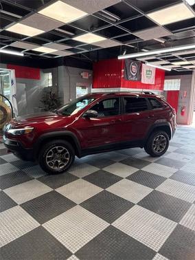 2020 Jeep Cherokee Trailhawk