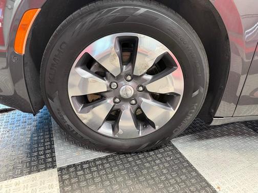 2018 Chrysler Pacifica Hybrid Limited
