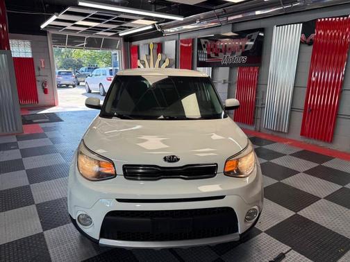 2019 Kia Soul +